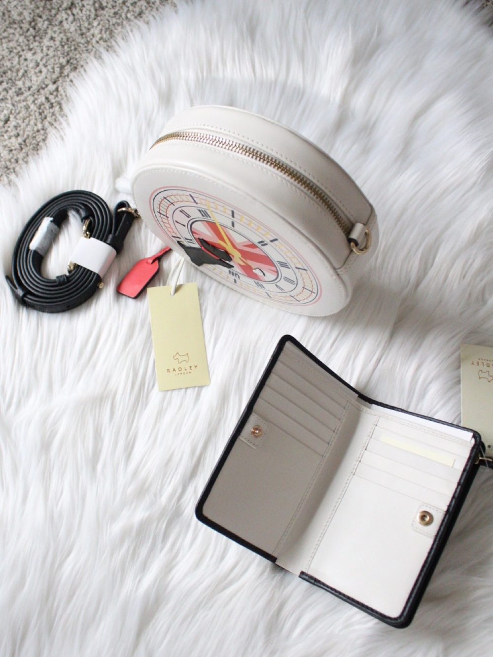 RADLEY LONDON White Round Clock-Face Crossbody with Black Scottie Wallet - Picture 4 of 7